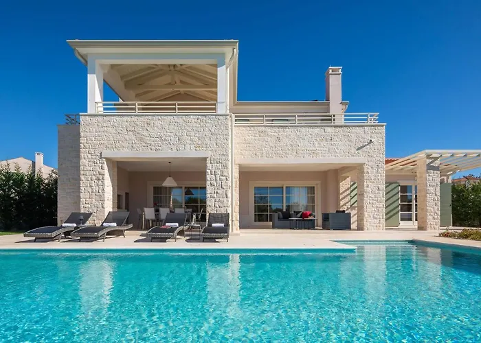 Celeste By Ilc 브르토니글라